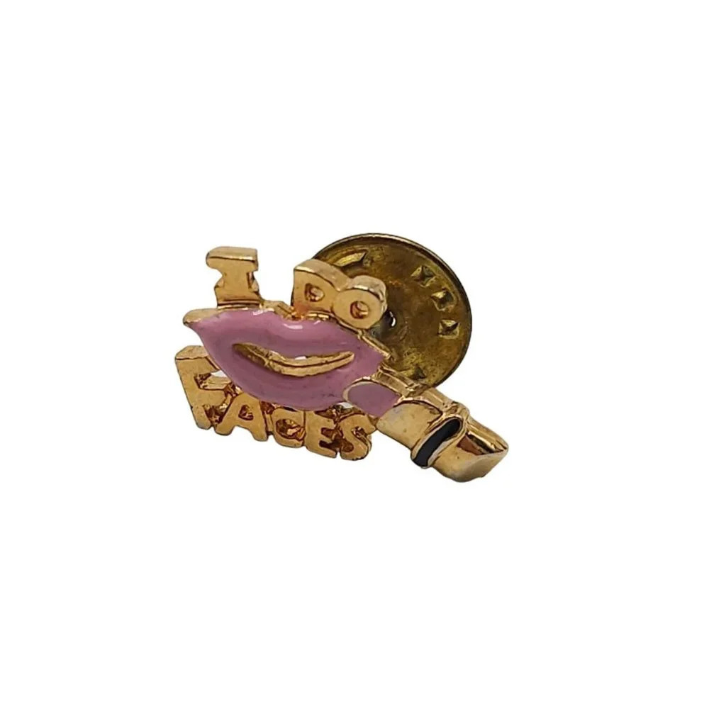 Ren Pink Enamel Lip with Lipstick I Do Faces Brooch Pin Gold Tone Vintage